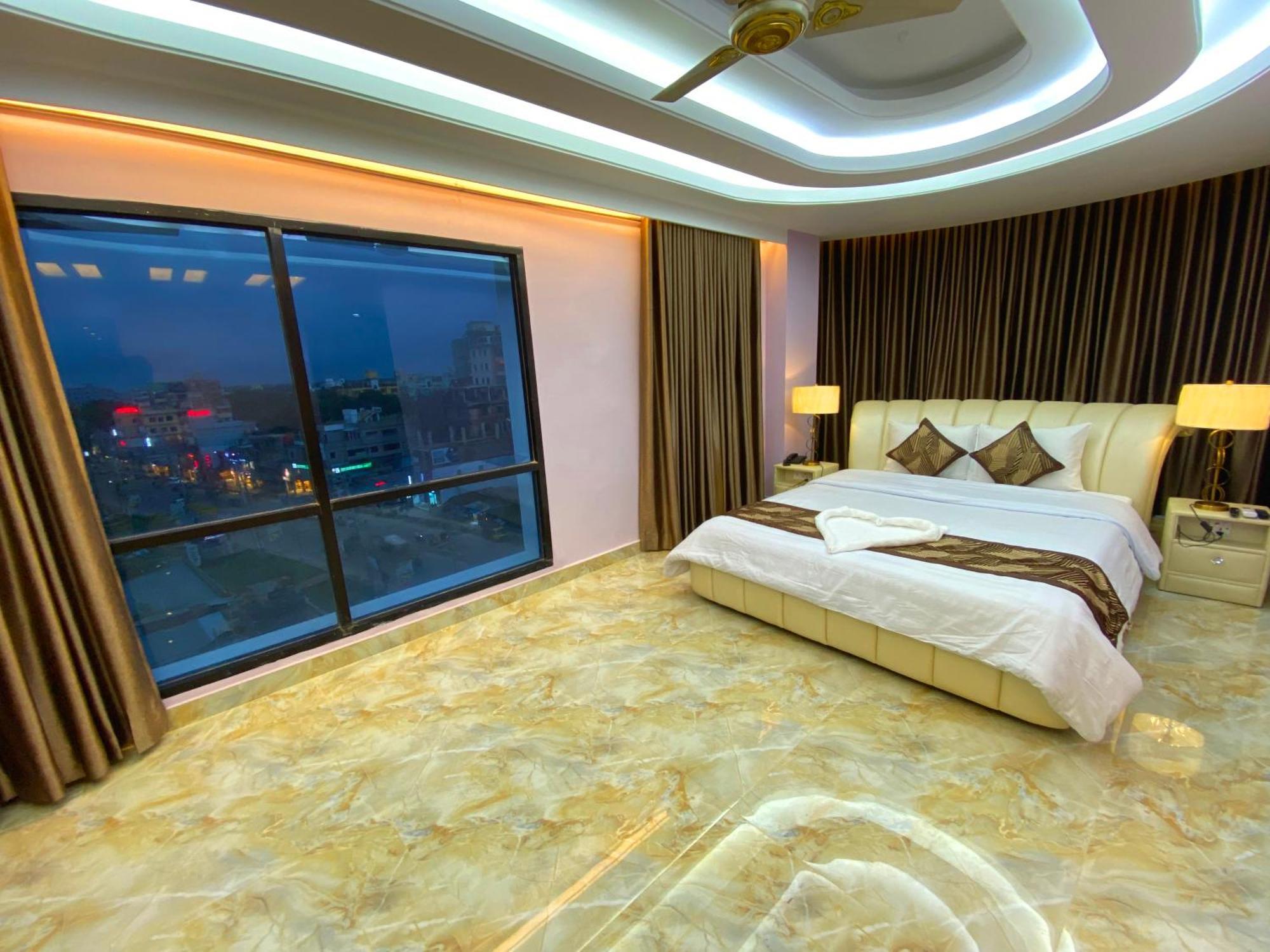 Hotel Valentino Noakhali Екстериор снимка