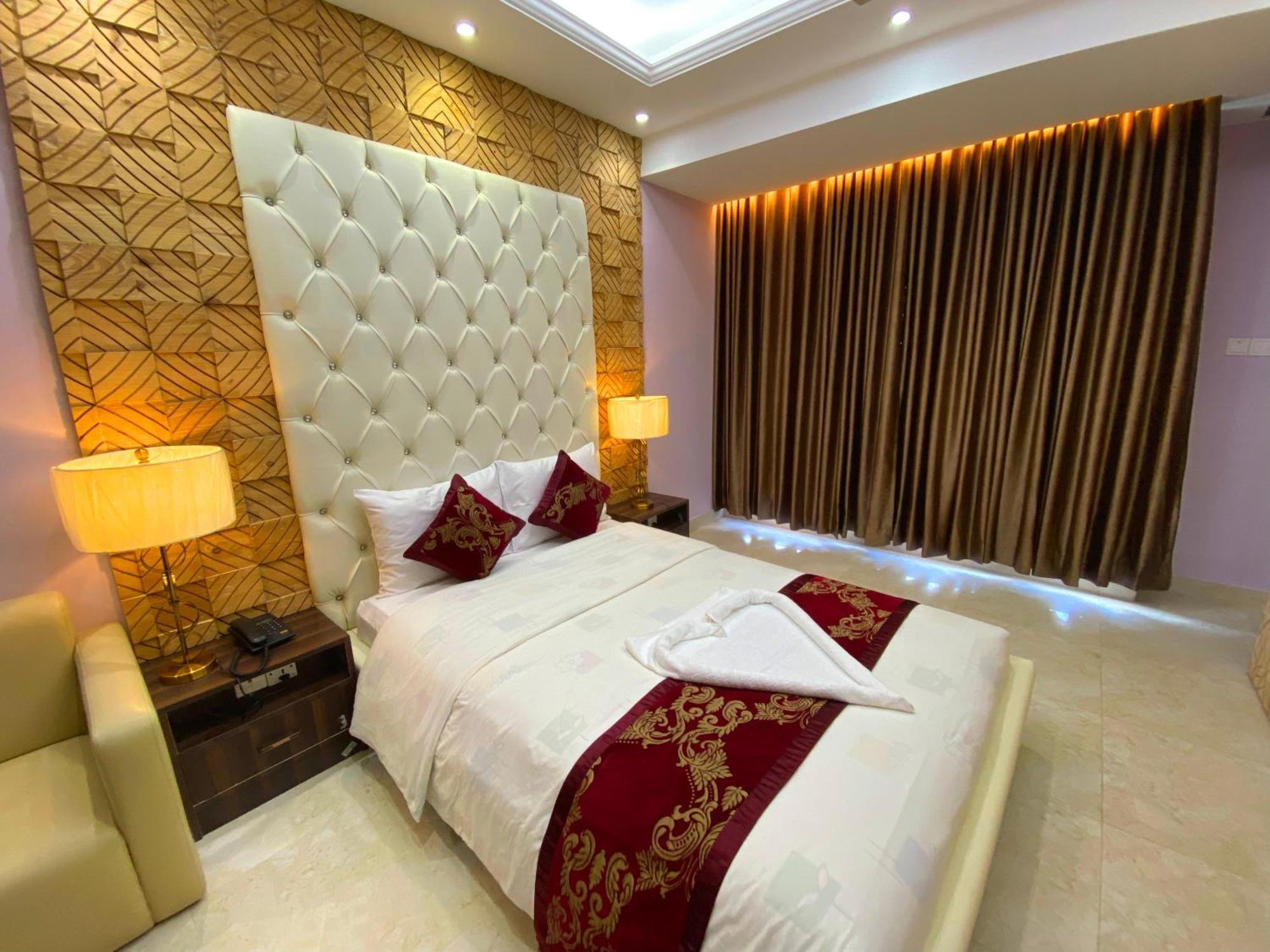 Hotel Valentino Noakhali Екстериор снимка