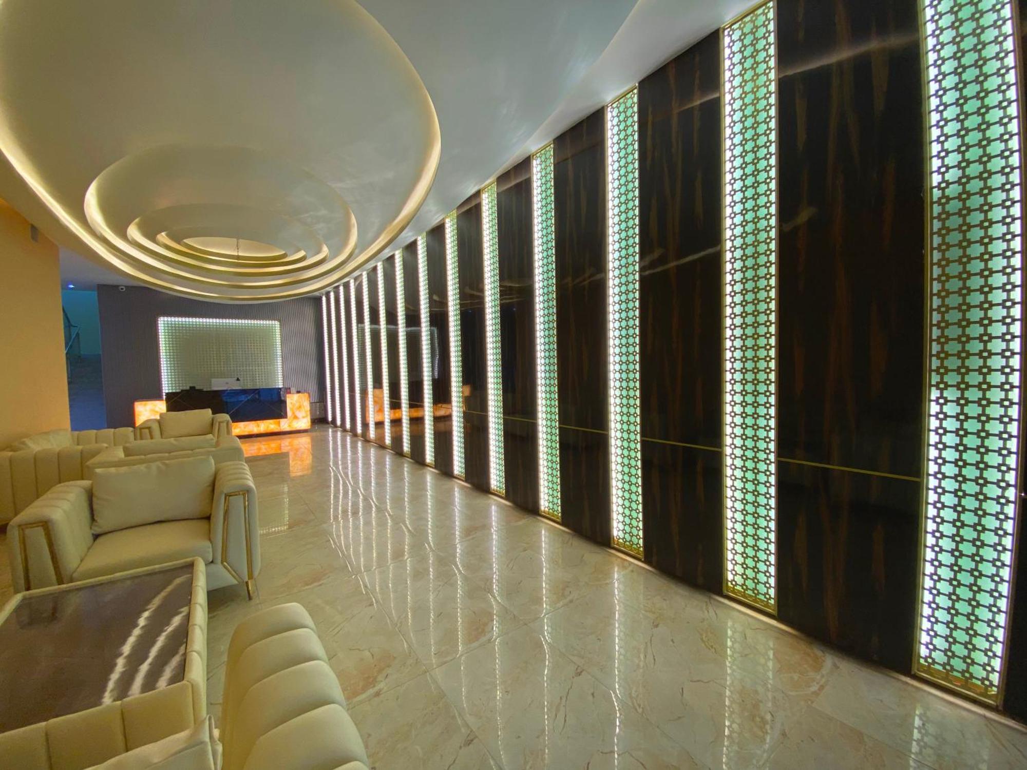 Hotel Valentino Noakhali Екстериор снимка